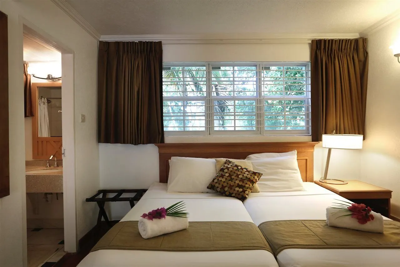 The Palms Resort Saint James